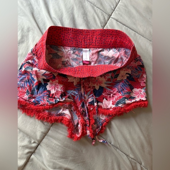 No boundaries floral shorts - Picture 3 of 7